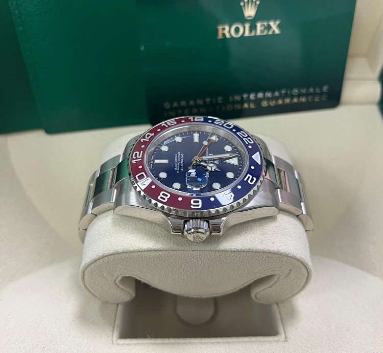 Rolex Gmt-master Ii 40mm White Gold Pepsi - Blue Dial - Oyster Bracelet 126719blro