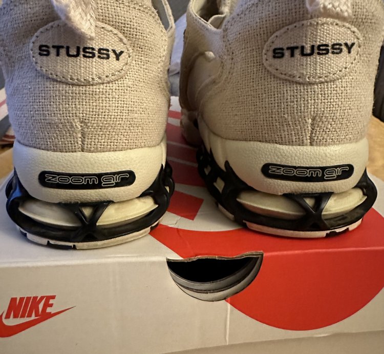 Nike Stussy Spiridon Cage