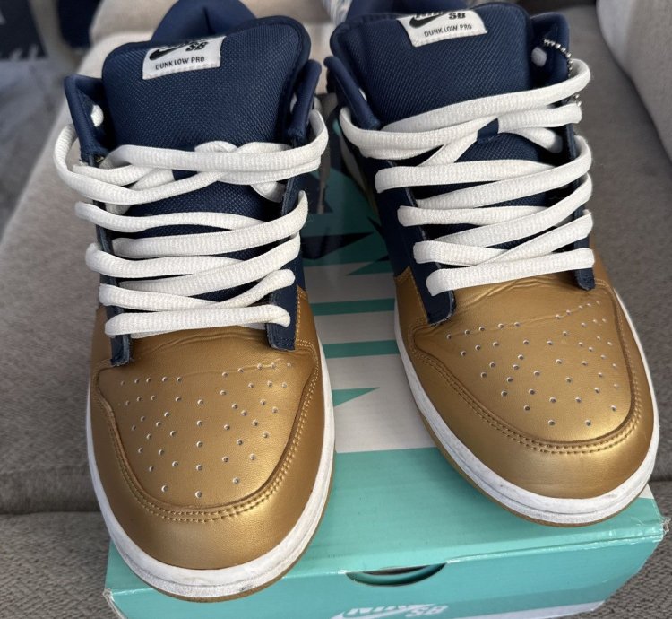 Nike Supreme Sb Dunk Low Og Jewel