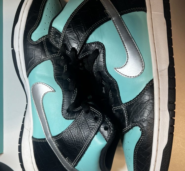 Nike Tiffany Dunk High