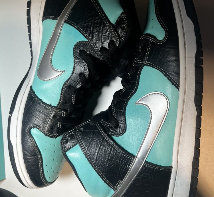 Nike Tiffany Dunk High