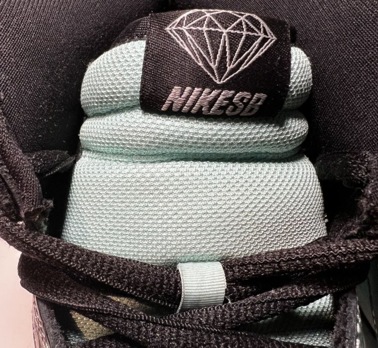 Nike Tiffany Dunk High