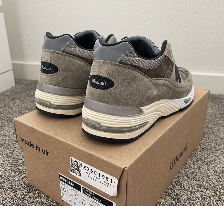 New Balance 991 Jjjjound