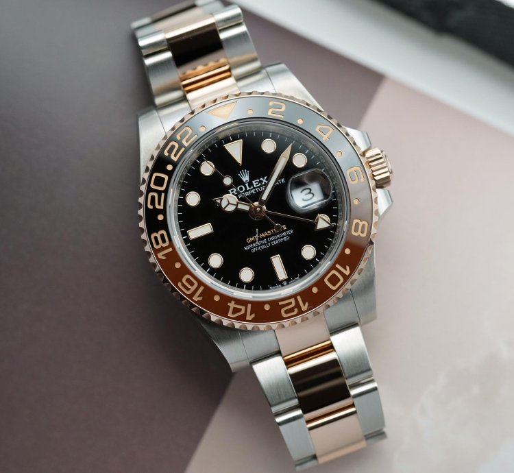 Rolex Gmt-master Ii Bicolor Root Beer Gold Steel 126711chnr