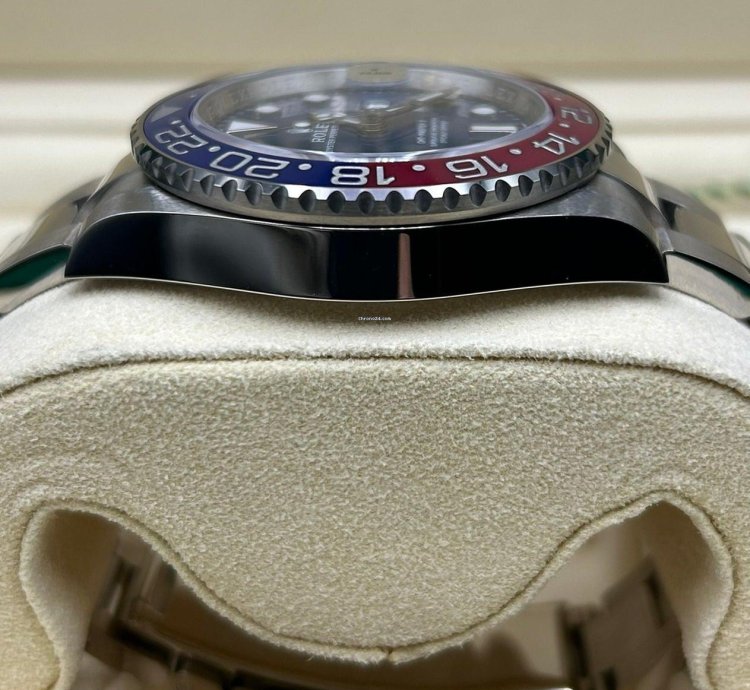 Rolex Gmt-master Ii Blue Dial White Gold Pepsi 126719blro