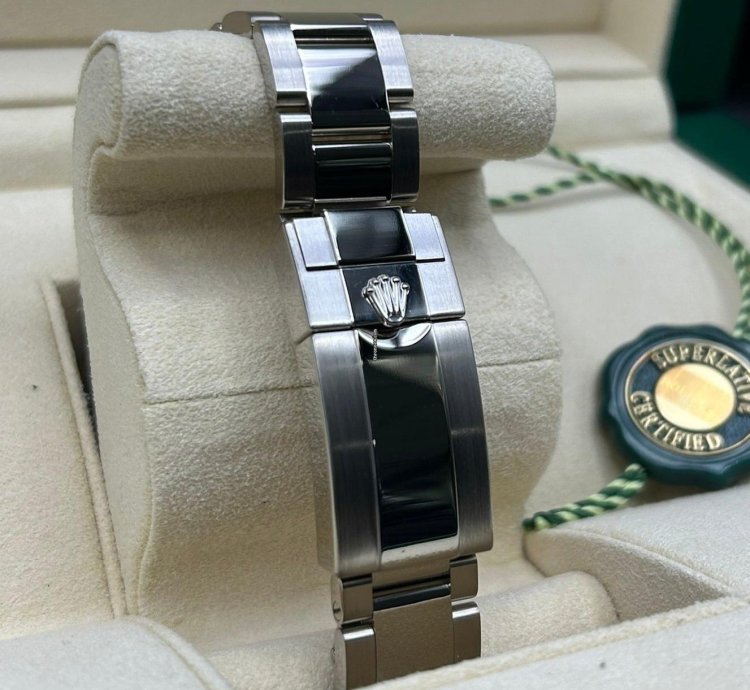 Rolex Gmt-master Ii Blue Dial White Gold Pepsi 126719blro