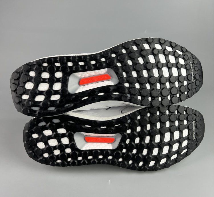 Adidas Ultraboost Dna Disney Sport Goofy Pack Sneakers