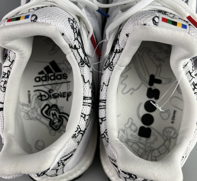 Adidas Ultraboost Dna Disney Sport Goofy Pack Sneakers