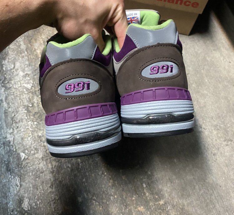 New Balance 991 Stray Rats