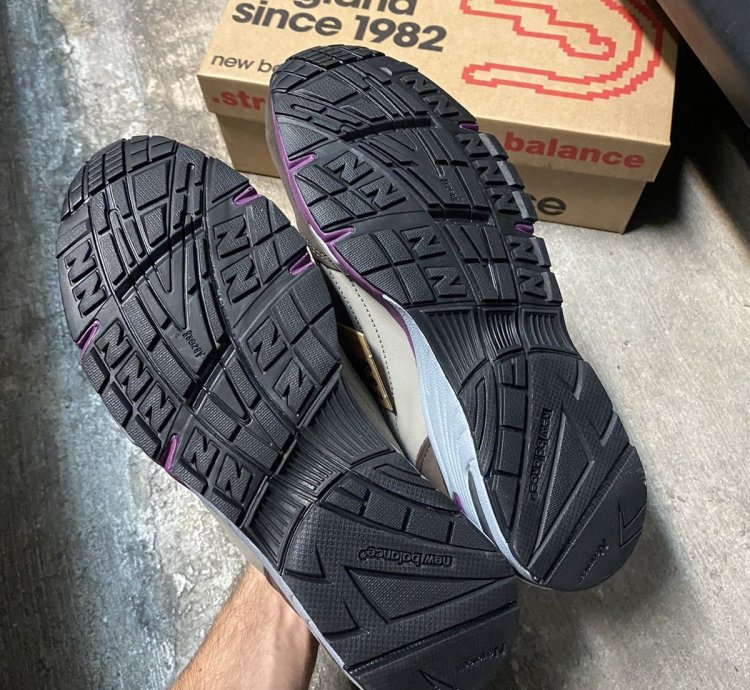 New Balance 991 Stray Rats