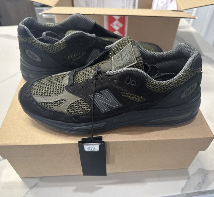 New Balance 991 V2 Stone Island
