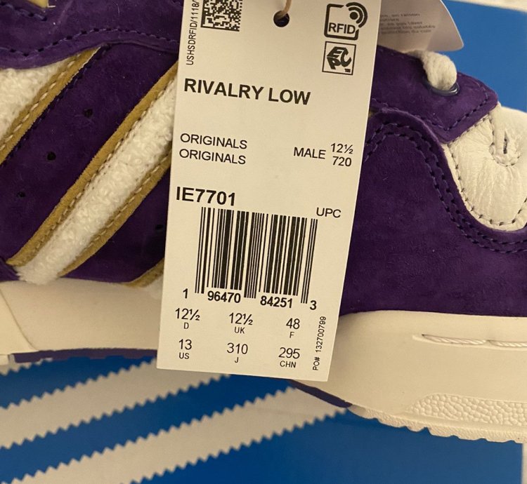 Adidas University Of Washington Rivalry Low Shoes Sz13 Nwt