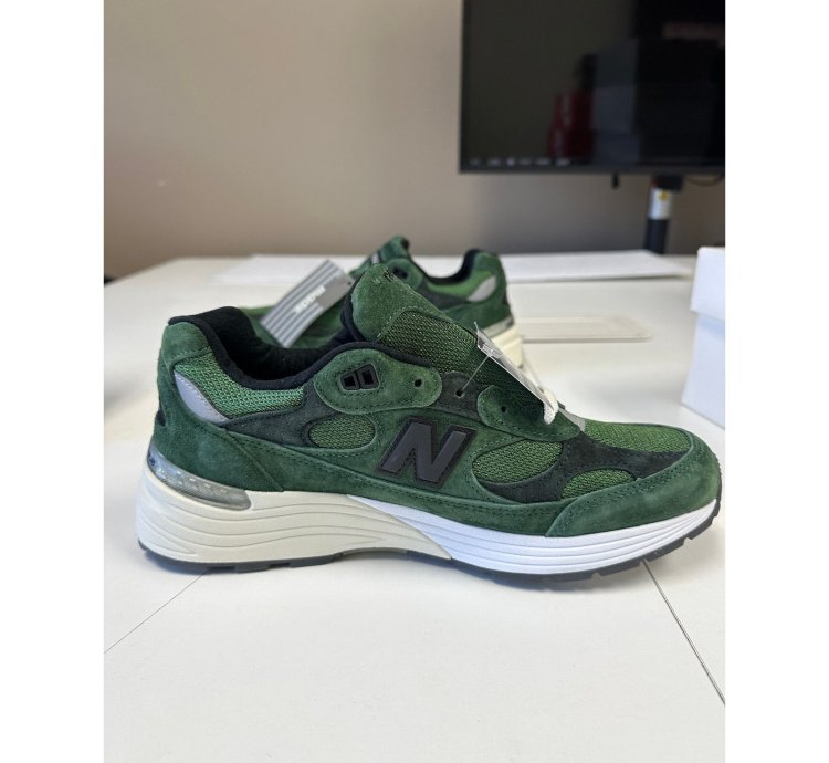 New Balance 992 Jjjjound Green Size 9