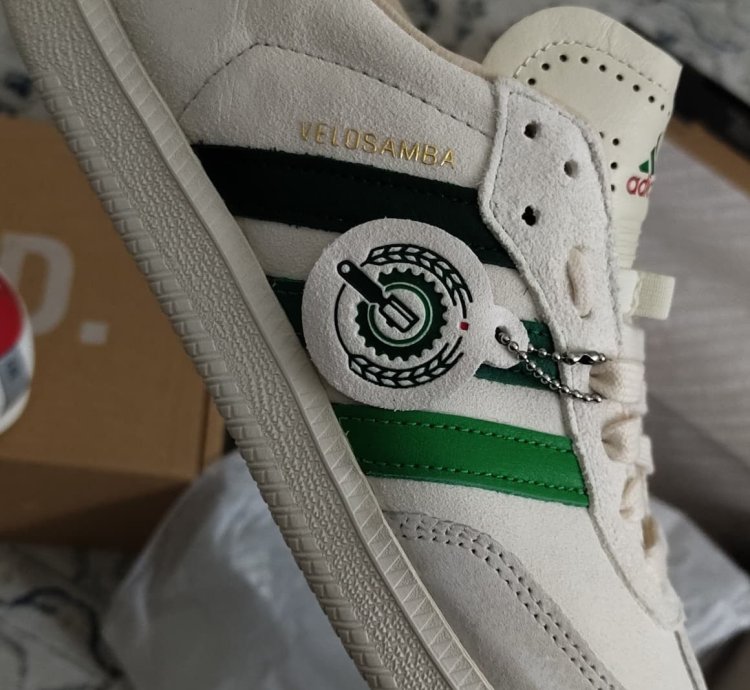 Adidas Velosamba End