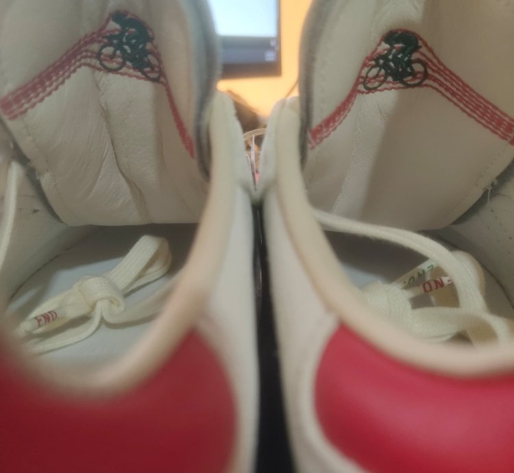 Adidas Velosamba End