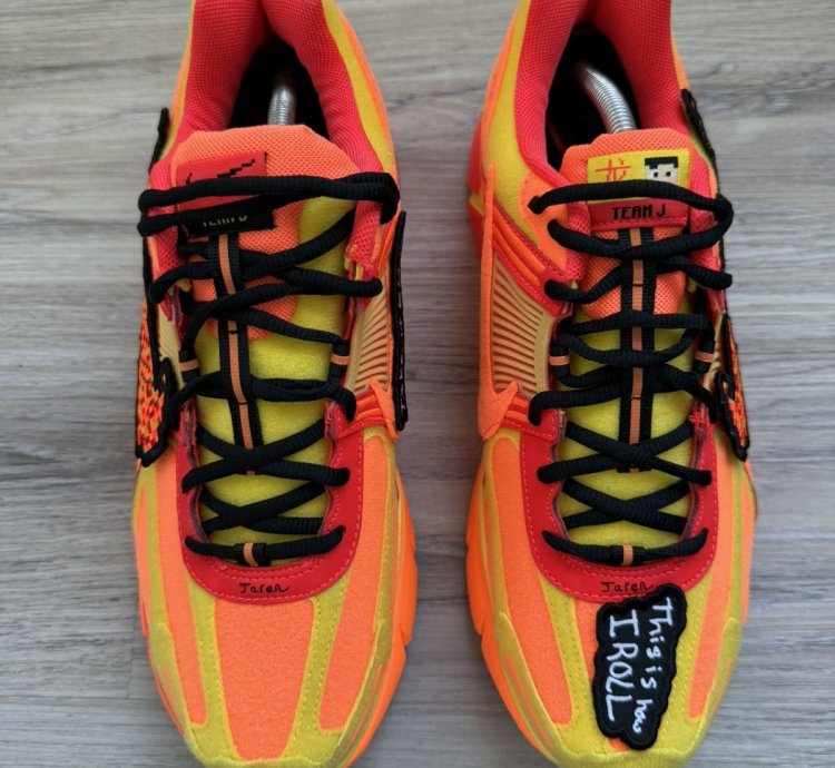 Nike Zoom Vomero 5 Doernbecher