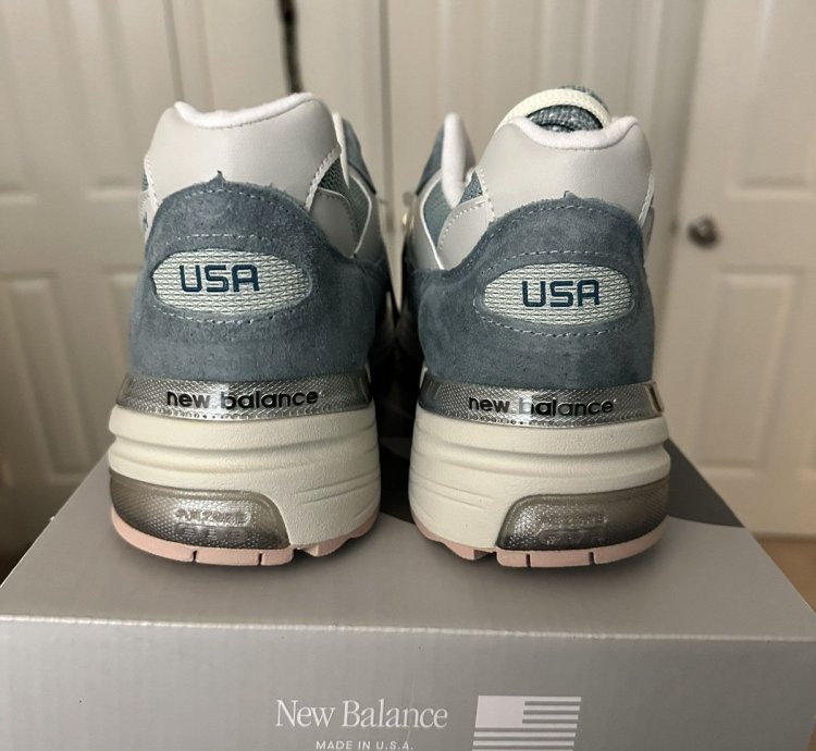 New Balance 992 Kith