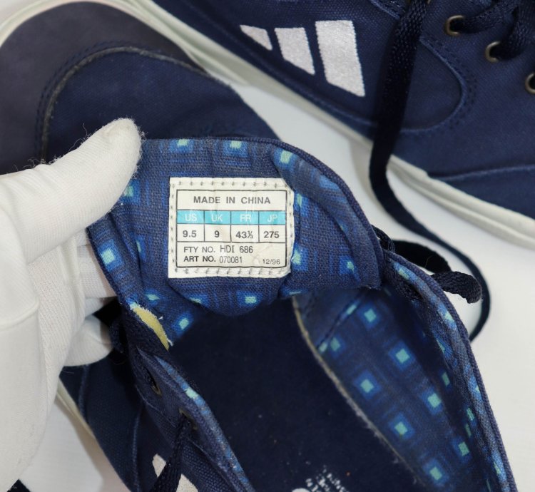 Adidas Vintage 90s Logo 1996 Low Top Canvas Sneakers
