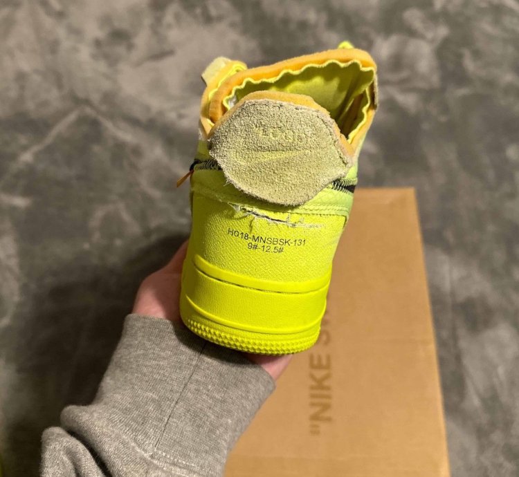 Off White