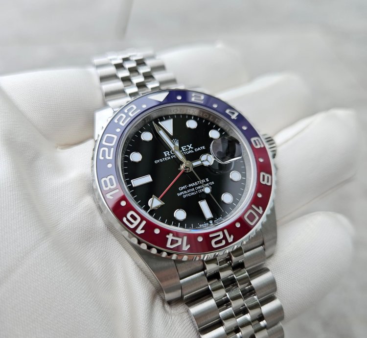 Rolex Gmt-master Ii Full Set With Travel Case And All Protective Stickers