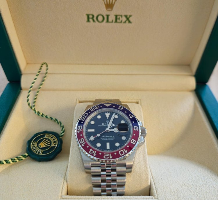 Rolex Gmt-master Ii Full Set With Travel Case And All Protective Stickers