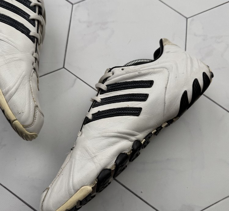 Adidas Vintage Sneakers