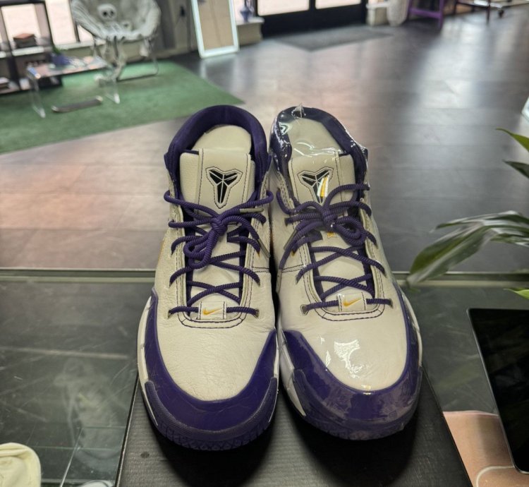 Nike Kobe 1 Protro Think 16 Close Out