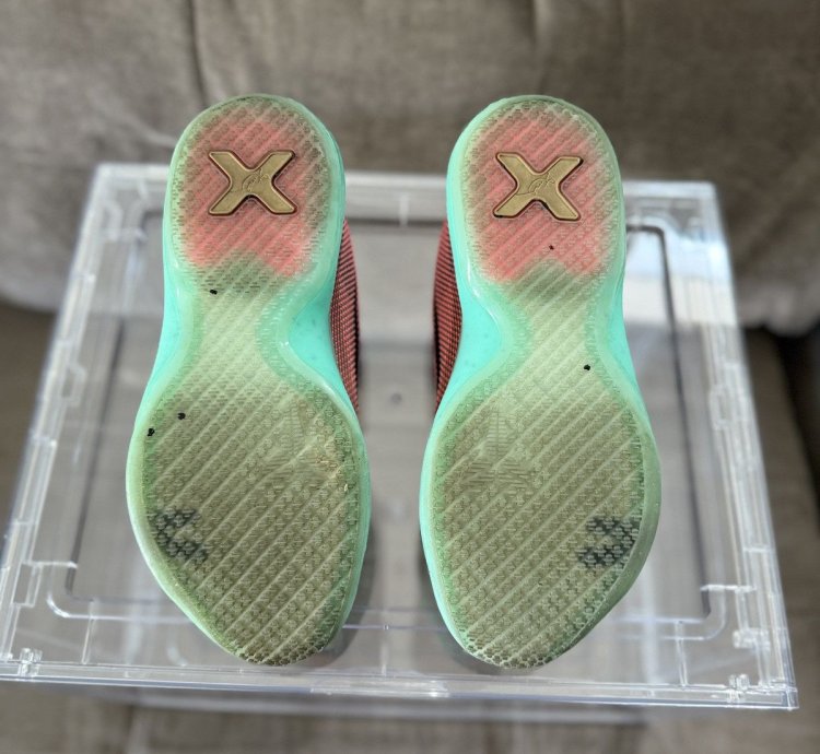 Nike Kobe 10 Easter