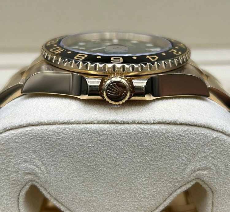 Rolex Gmt-master Ii Green Dial 116718ln Full Set