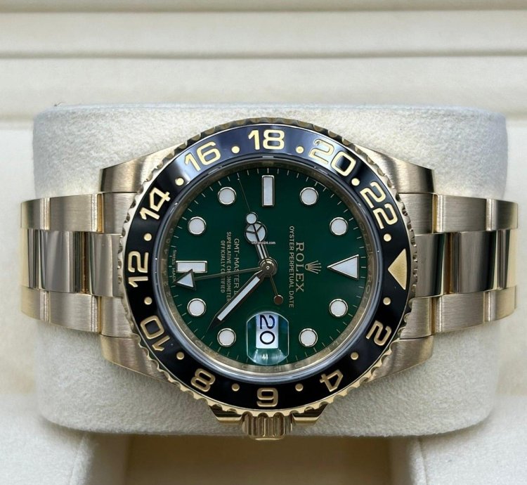 Rolex Gmt-master Ii Green Dial 116718ln Full Set