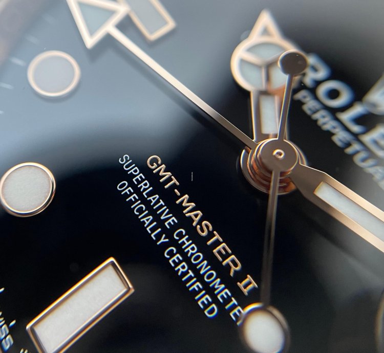 Rolex Gmt-master Ii In Rose Gold With Black Brown Bezel 126715