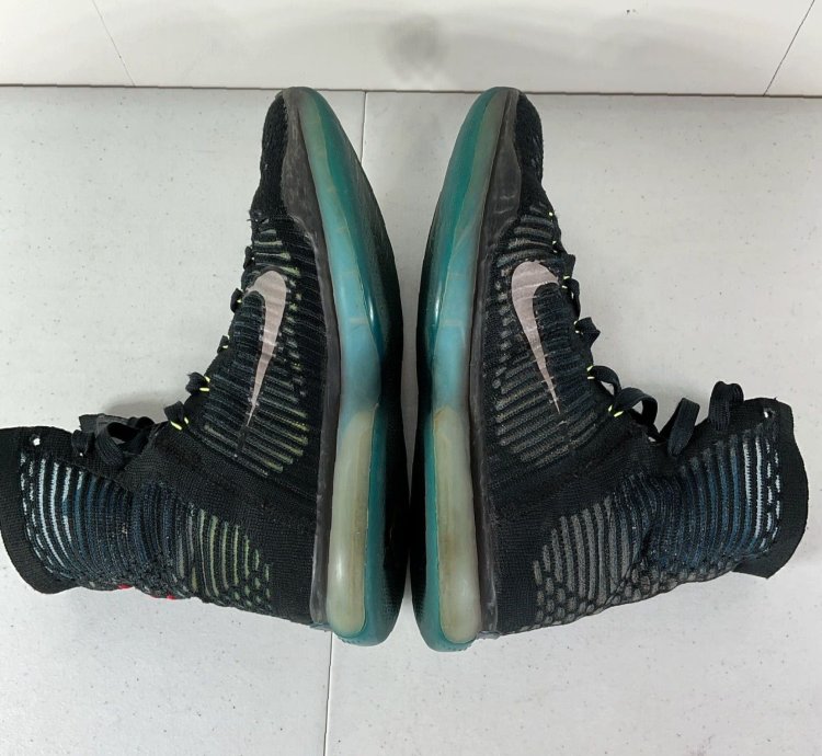Nike Kobe 10 Elite High Commander Basketball Sneaker Black Us 10 Eu 44 Mens