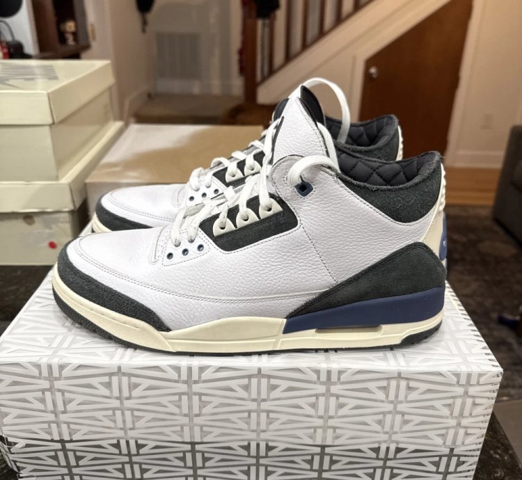 Air Jordan 3 Retro Og Sp A Ma Maniére Diffused Blue