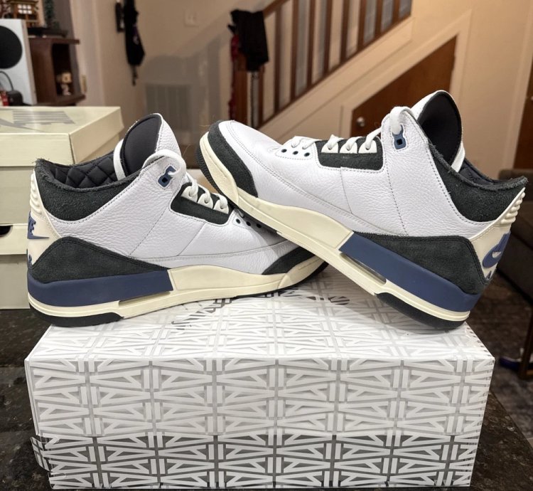 Air Jordan 3 Retro Og Sp A Ma Maniére Diffused Blue