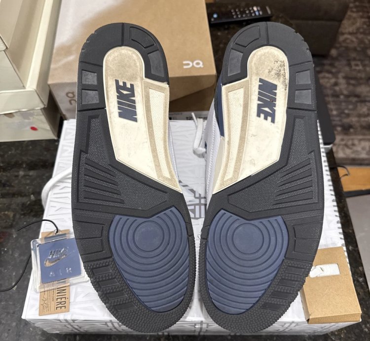 Air Jordan 3 Retro Og Sp A Ma Maniére Diffused Blue