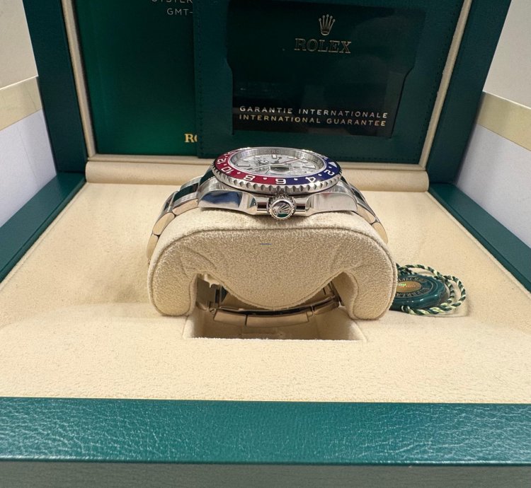 Rolex Gmt-master Ii Like New 2024 Superman Full Set Meteorite White Gold