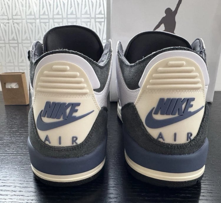Air Jordan 3 Retro Og Sp A Ma Maniére Diffused Blue
