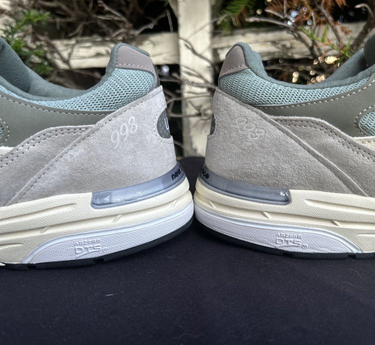 New Balance 993 Usa Kith Spring 101 Peyote
