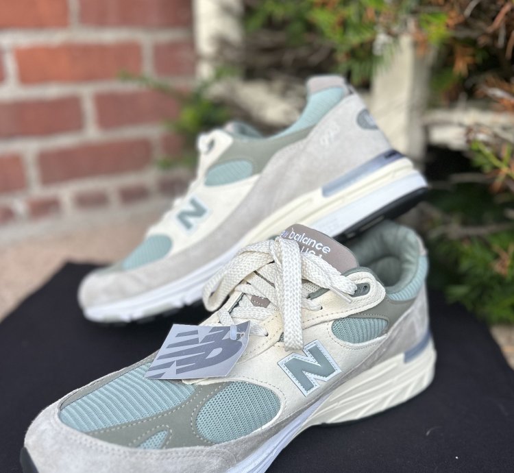New Balance 993 Usa Kith Spring 101 Peyote