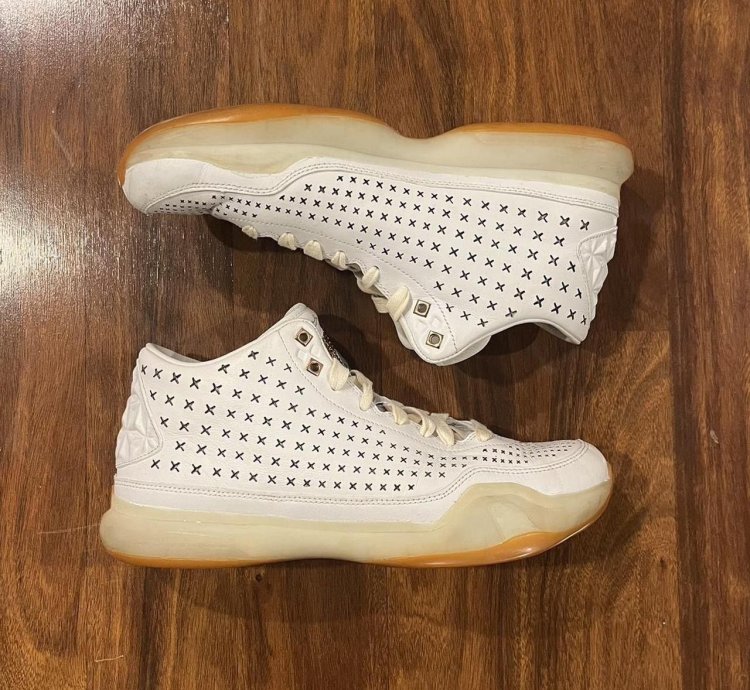 Nike Kobe 10 Mid Ext White Gum 802366-100