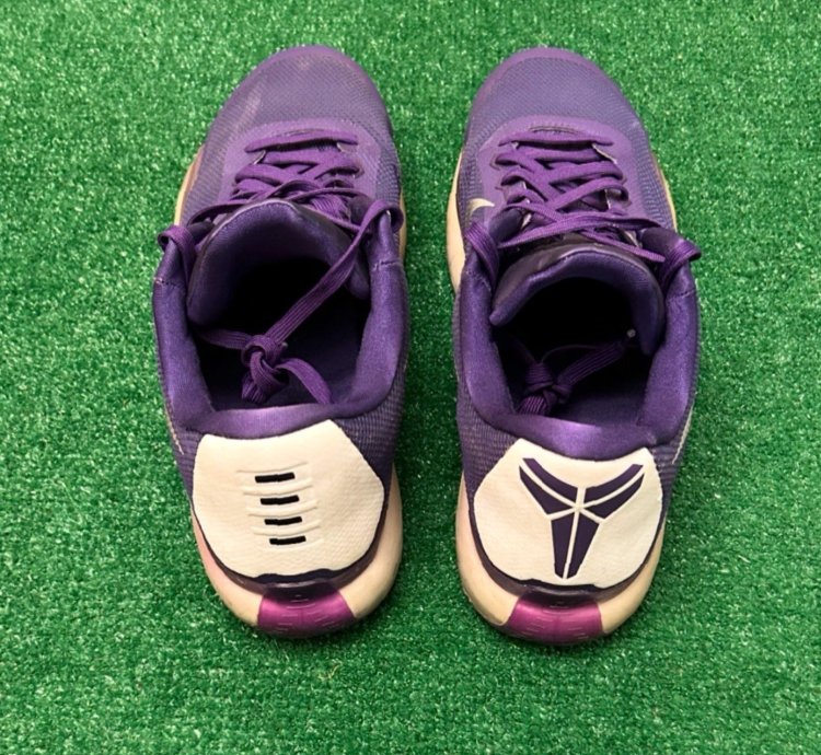 Nike Kobe 10 Sneaker Mens Size 16 Purple Basketball 2015 Mens