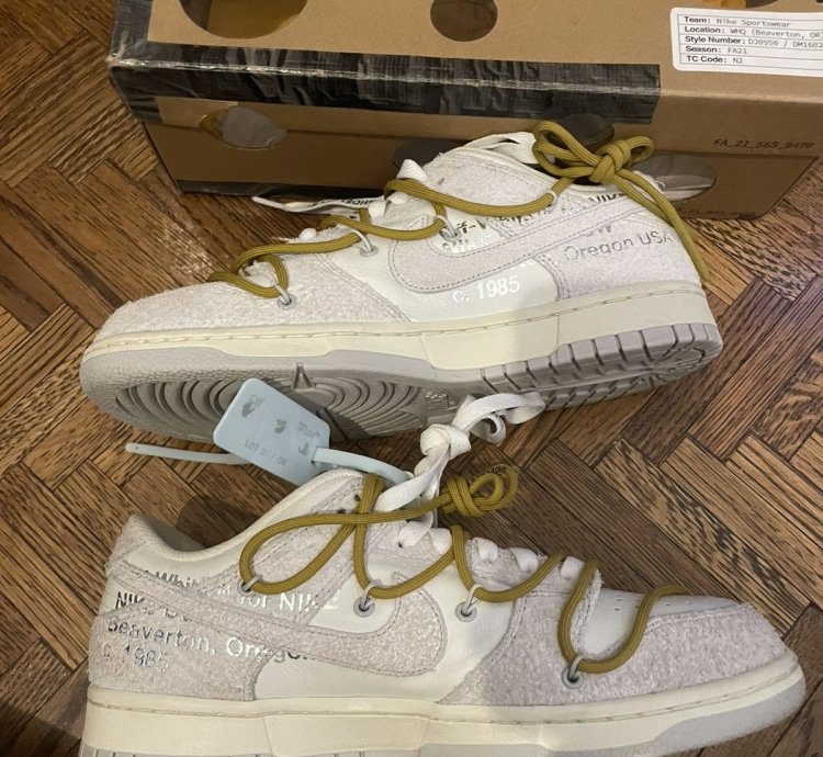 Off White Nike Dunk Low Lot 37