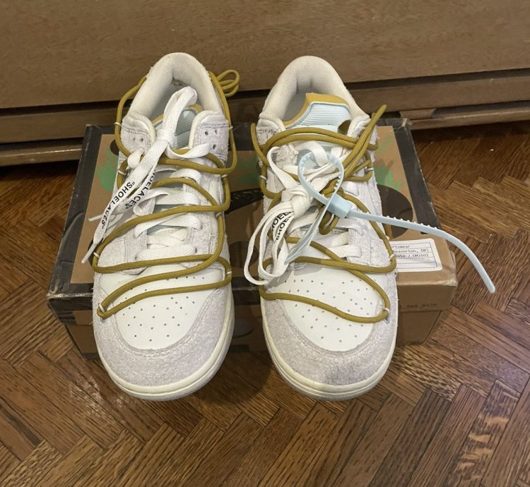 Off White Nike Dunk Low Lot 37