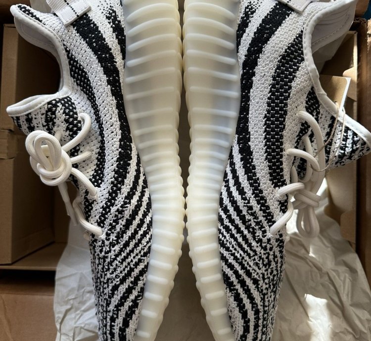 Adidas Yeezy 350 Boost V2 Zebras