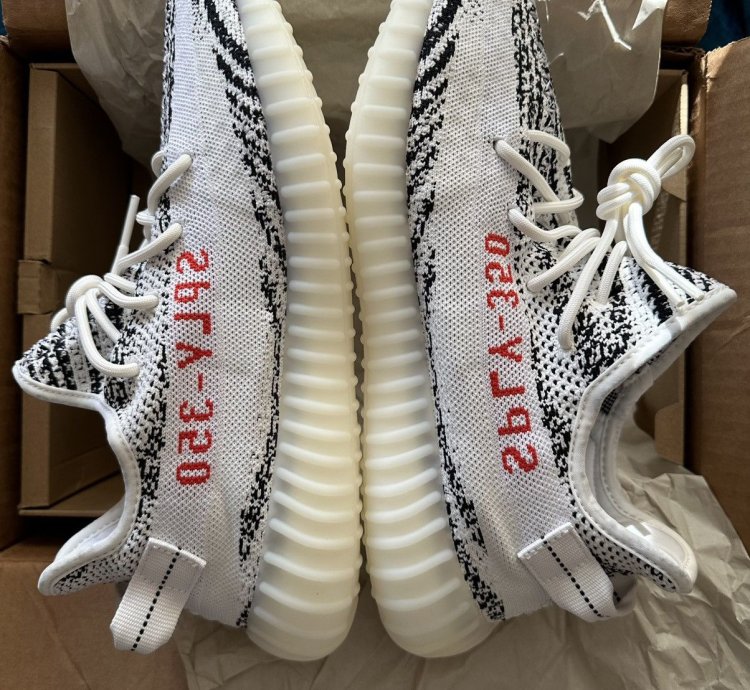 Adidas Yeezy 350 Boost V2 Zebras