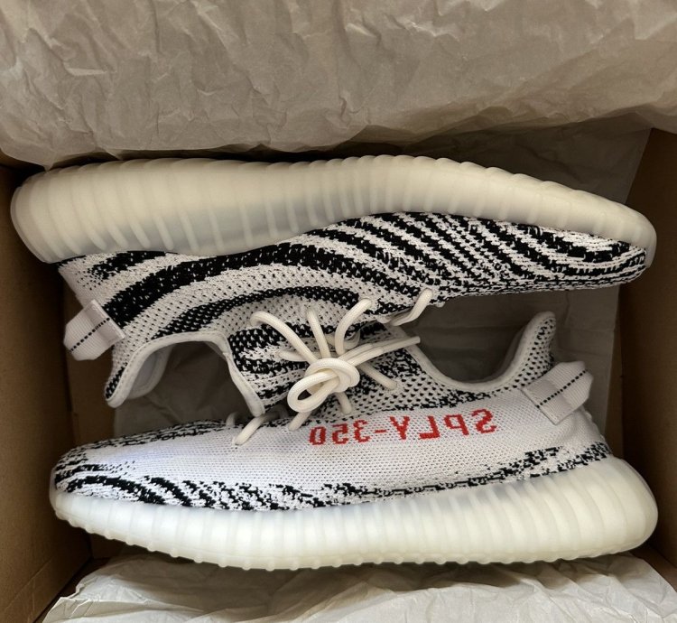 Adidas Yeezy 350 Boost V2 Zebras