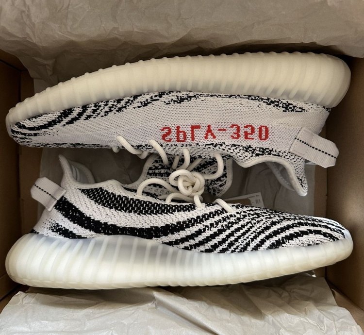 Adidas Yeezy 350 Boost V2 Zebras
