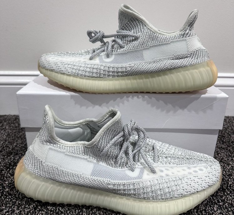 Adidas Yeezy 350 V2 Boost Yeshaya Reflective Grey White
