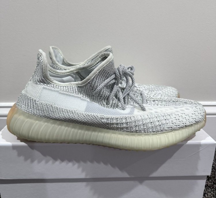 Adidas Yeezy 350 V2 Boost Yeshaya Reflective Grey White