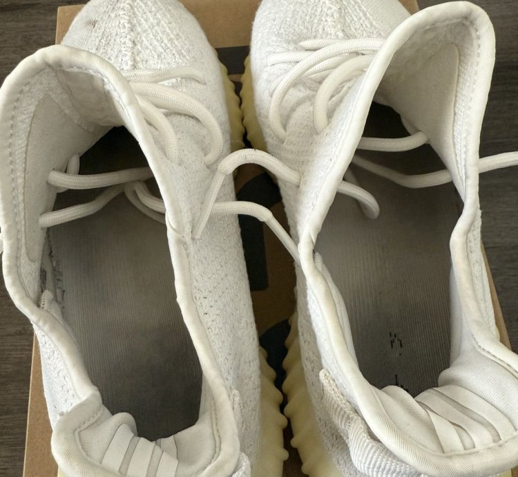 Adidas Yeezy 350 V2 Cream White